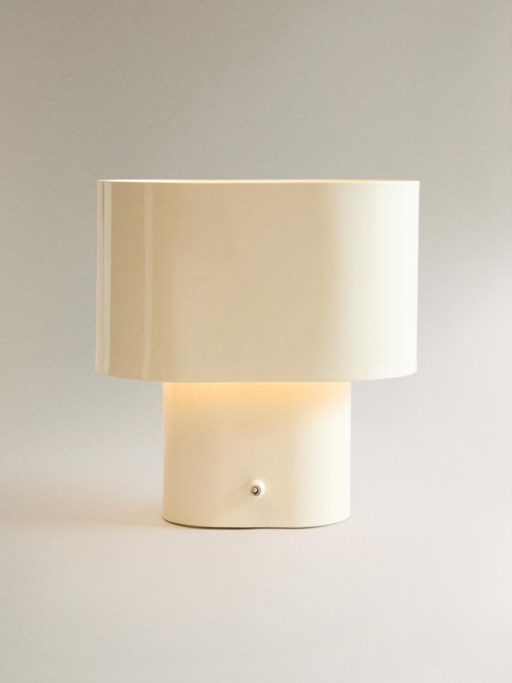 Zara CORDLESS IRON TABLE LAMP